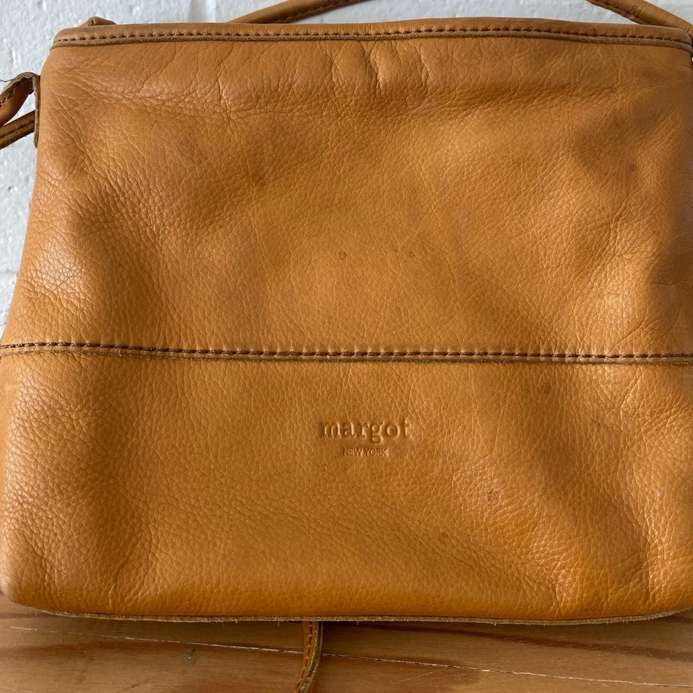 Margot New York Leather Crossbody Bag - Picture 3 of 4